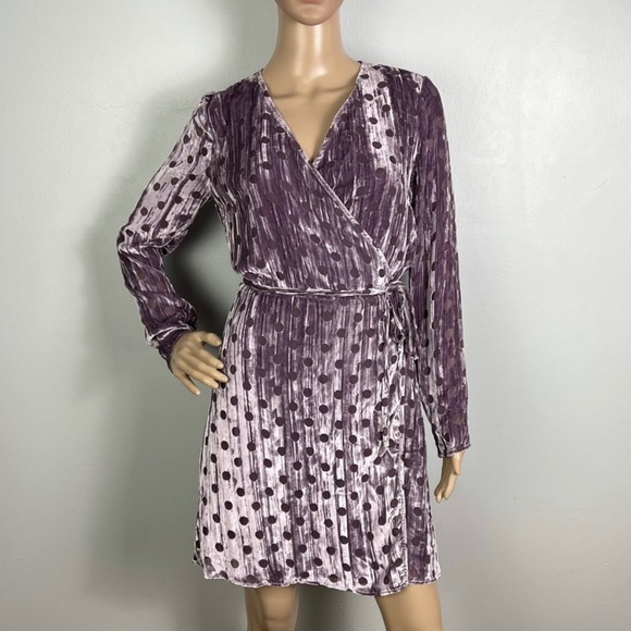 NEW HOUSE OF HOLLAND PURPLE VELVET POLKA DOT WRAP MINI DRESS - Picture 2 of 8